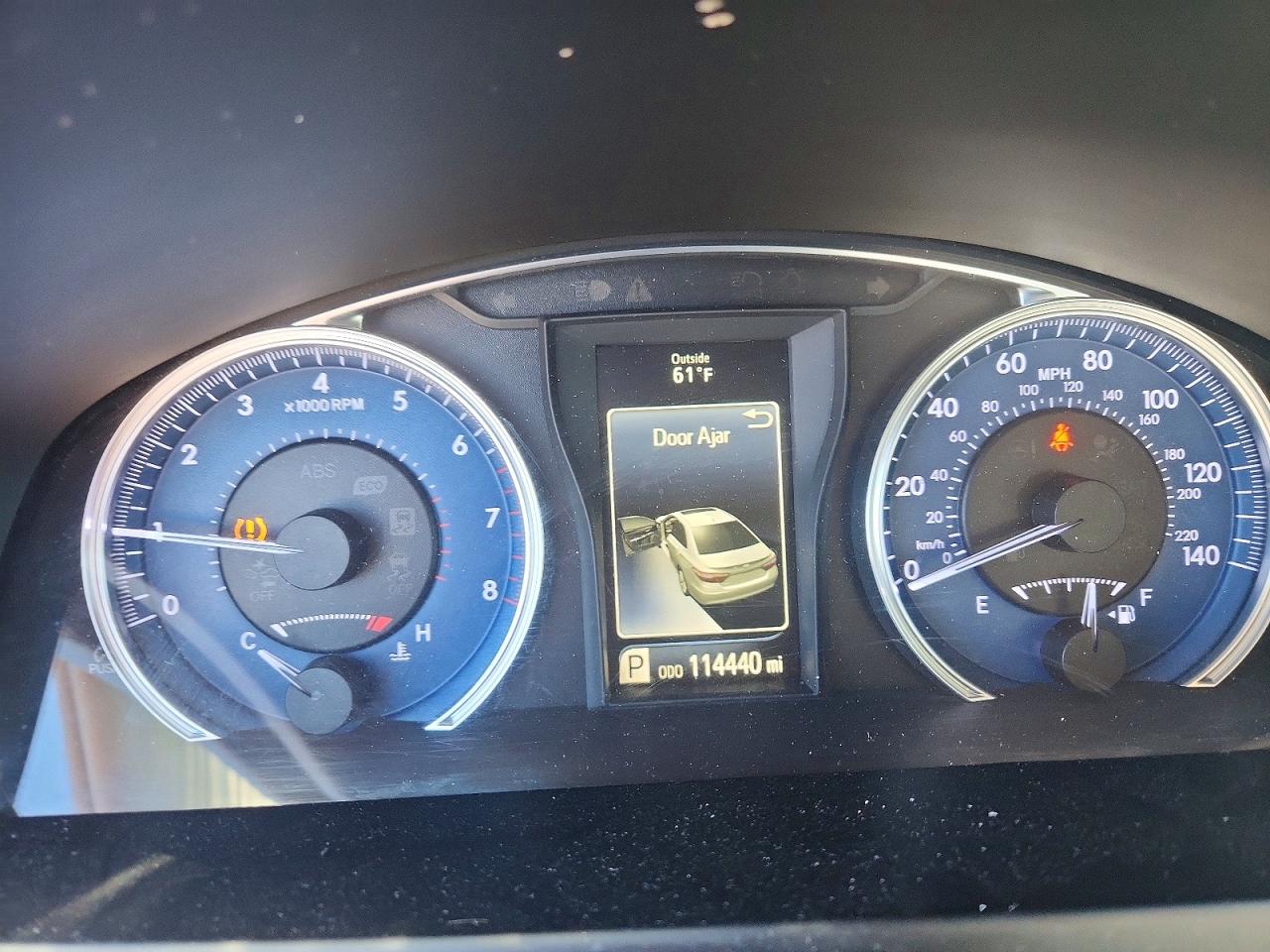 2017 TOYOTA CAMRY XLE V6 photo 25