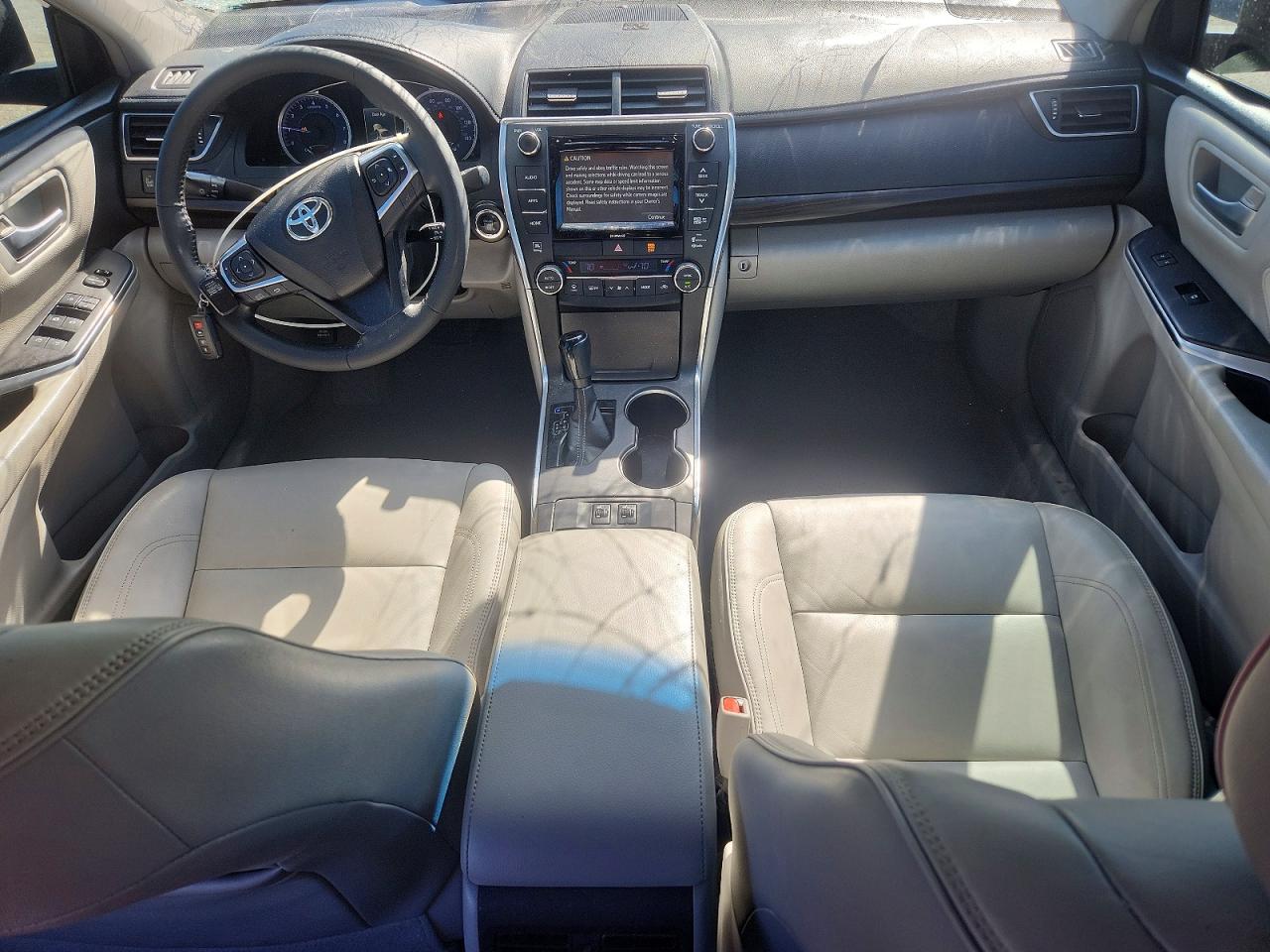 2017 TOYOTA CAMRY XLE V6 photo 22