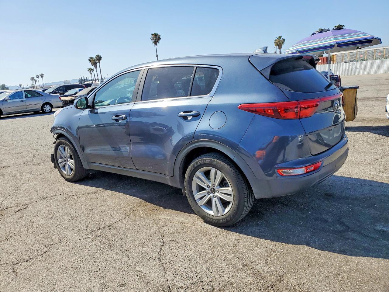 2018 KIA SPORTAGE LX photo 4