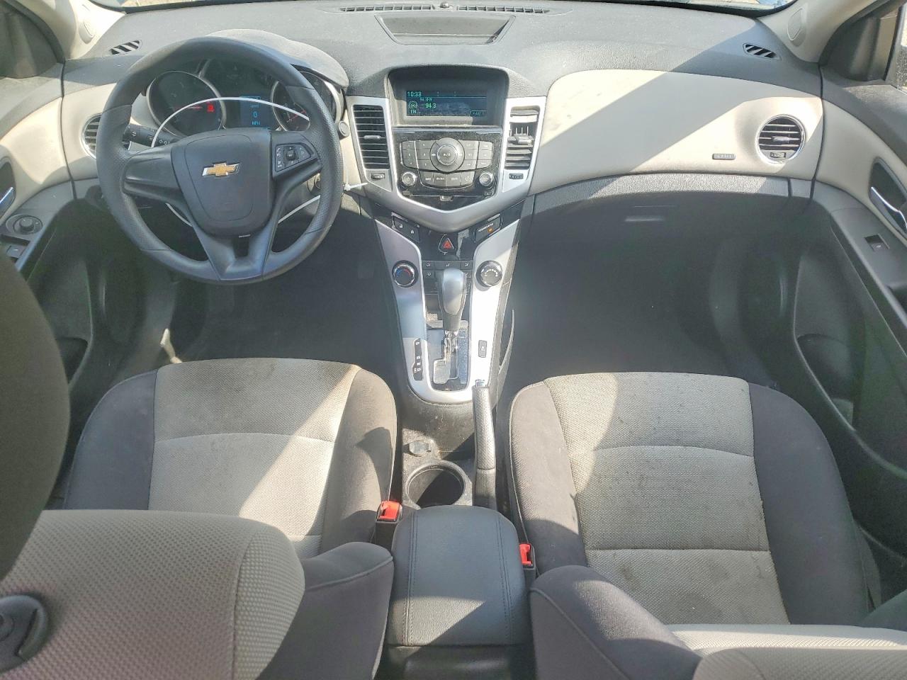2014 CHEVROLET CRUZE LS photo 22