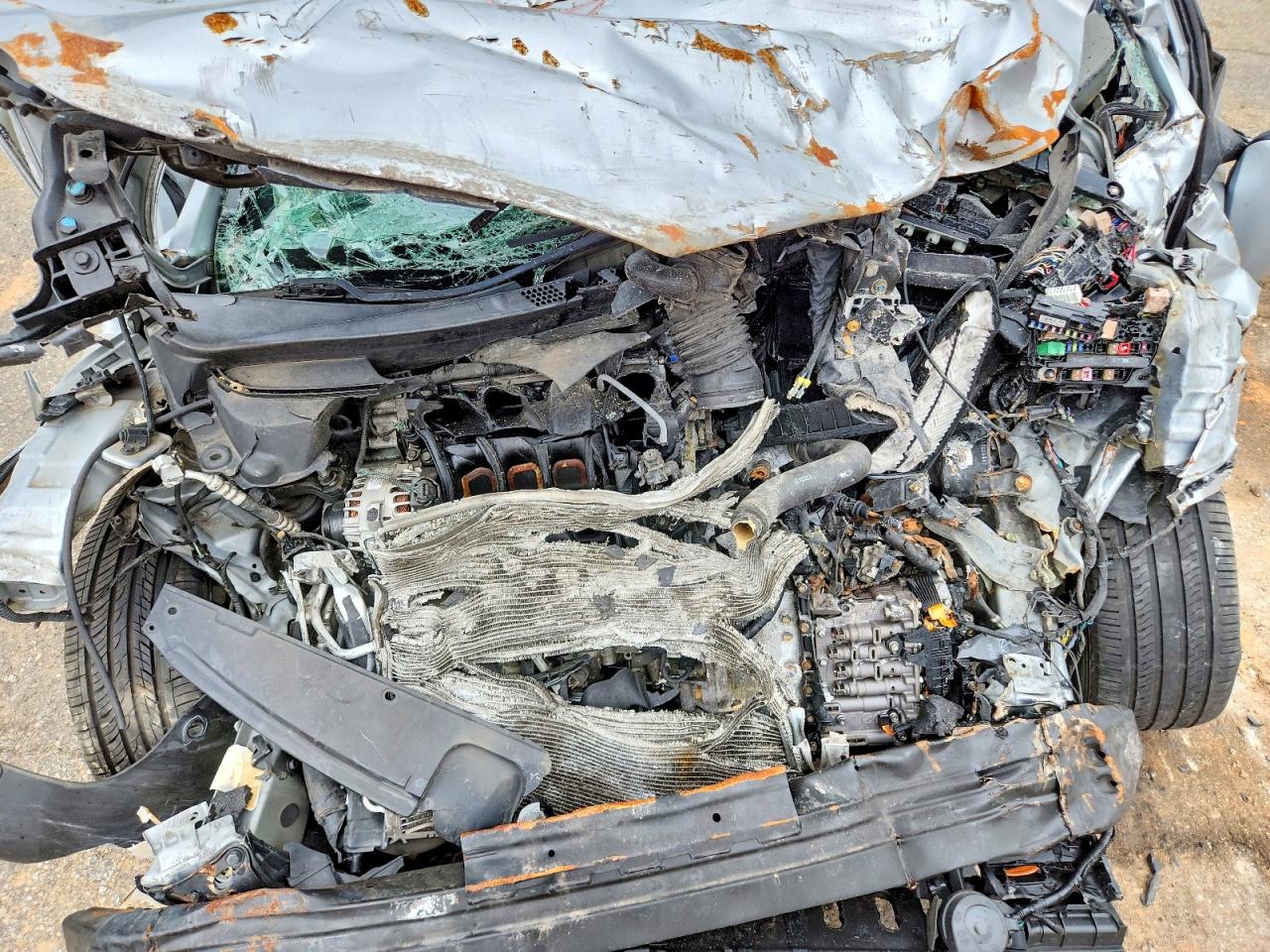 2013 HYUNDAI ELANTRA GLS photo 31
