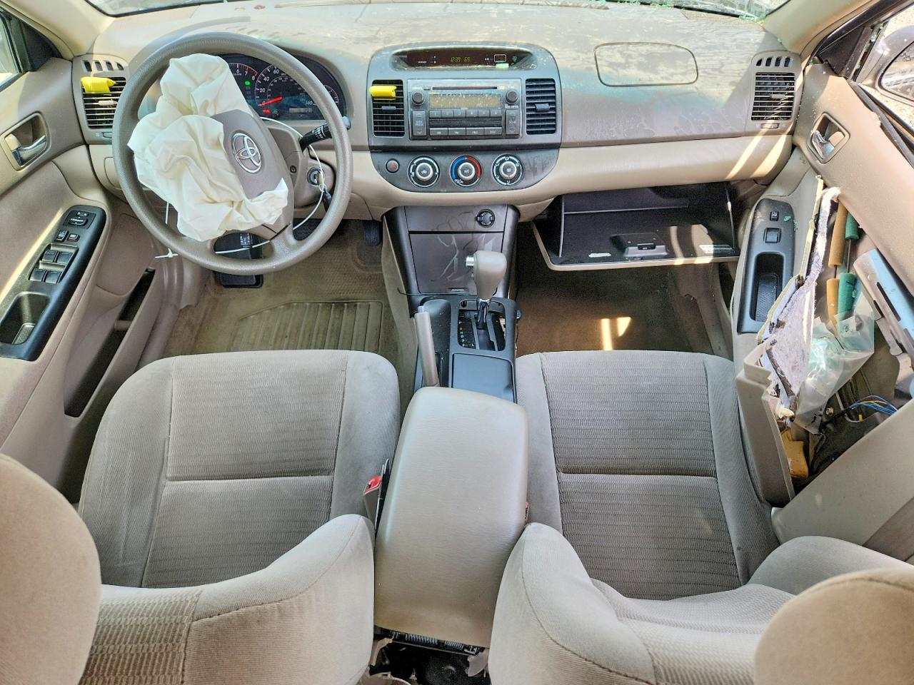 2006 TOYOTA CAMRY LE photo 15