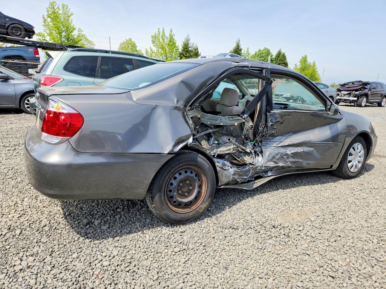 2006 TOYOTA CAMRY LE photo 5