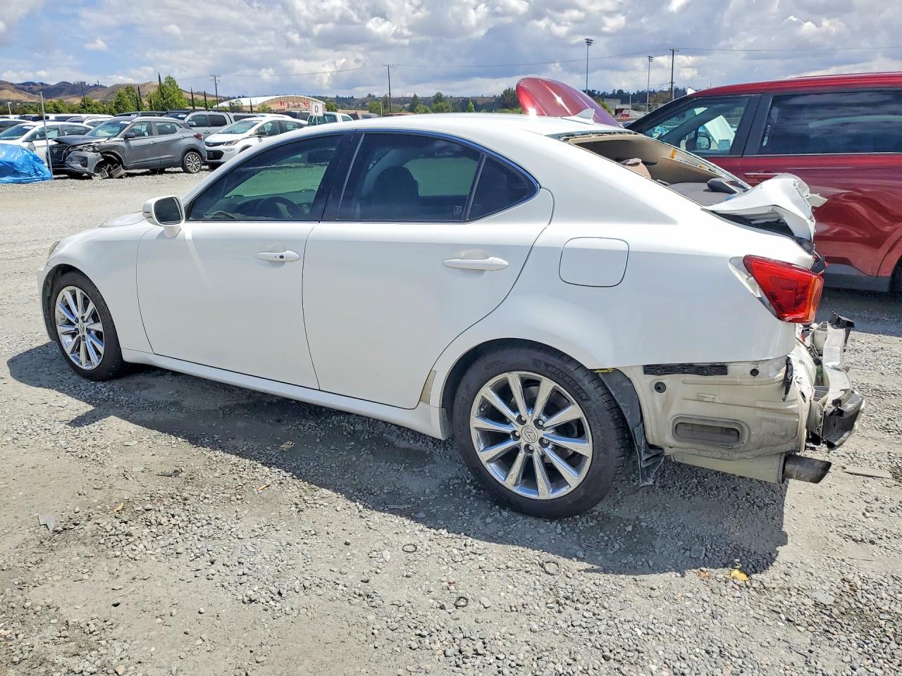 2010 LEXUS IS 250 photo 4