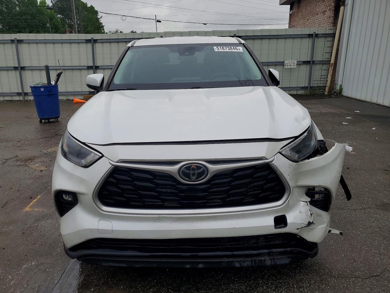 2023 TOYOTA HIGHLANDER LE photo 13
