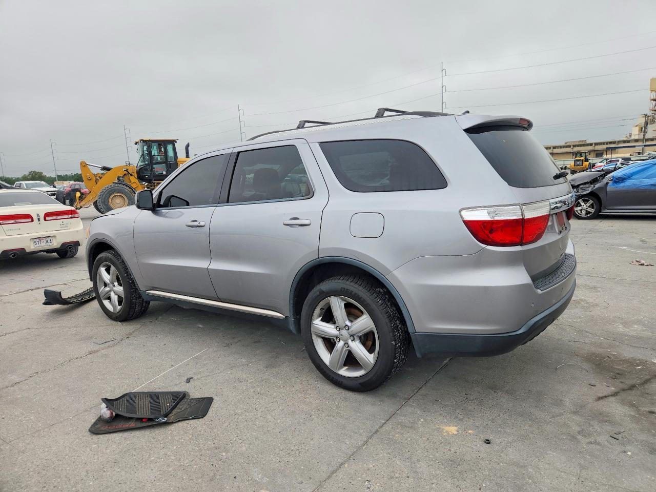 2013 DODGE DURANGO SXT photo 4