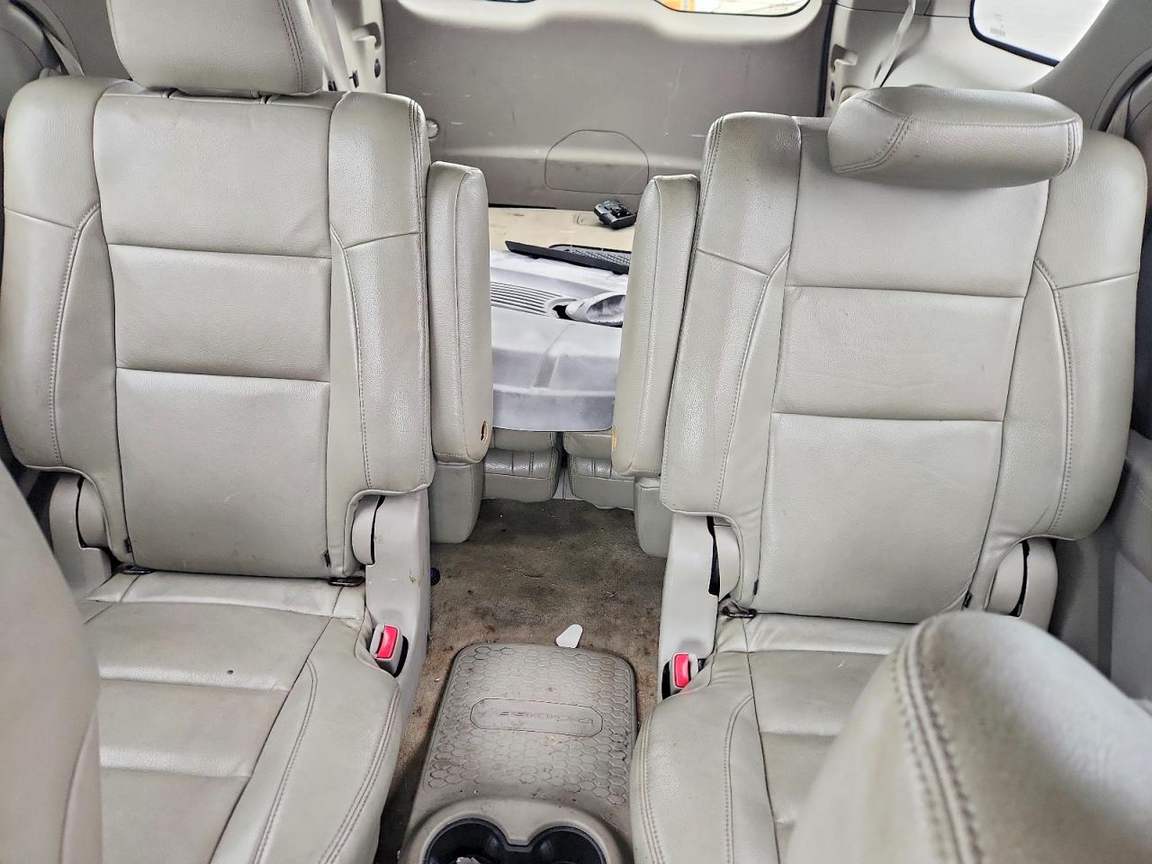2013 DODGE DURANGO SXT photo 28