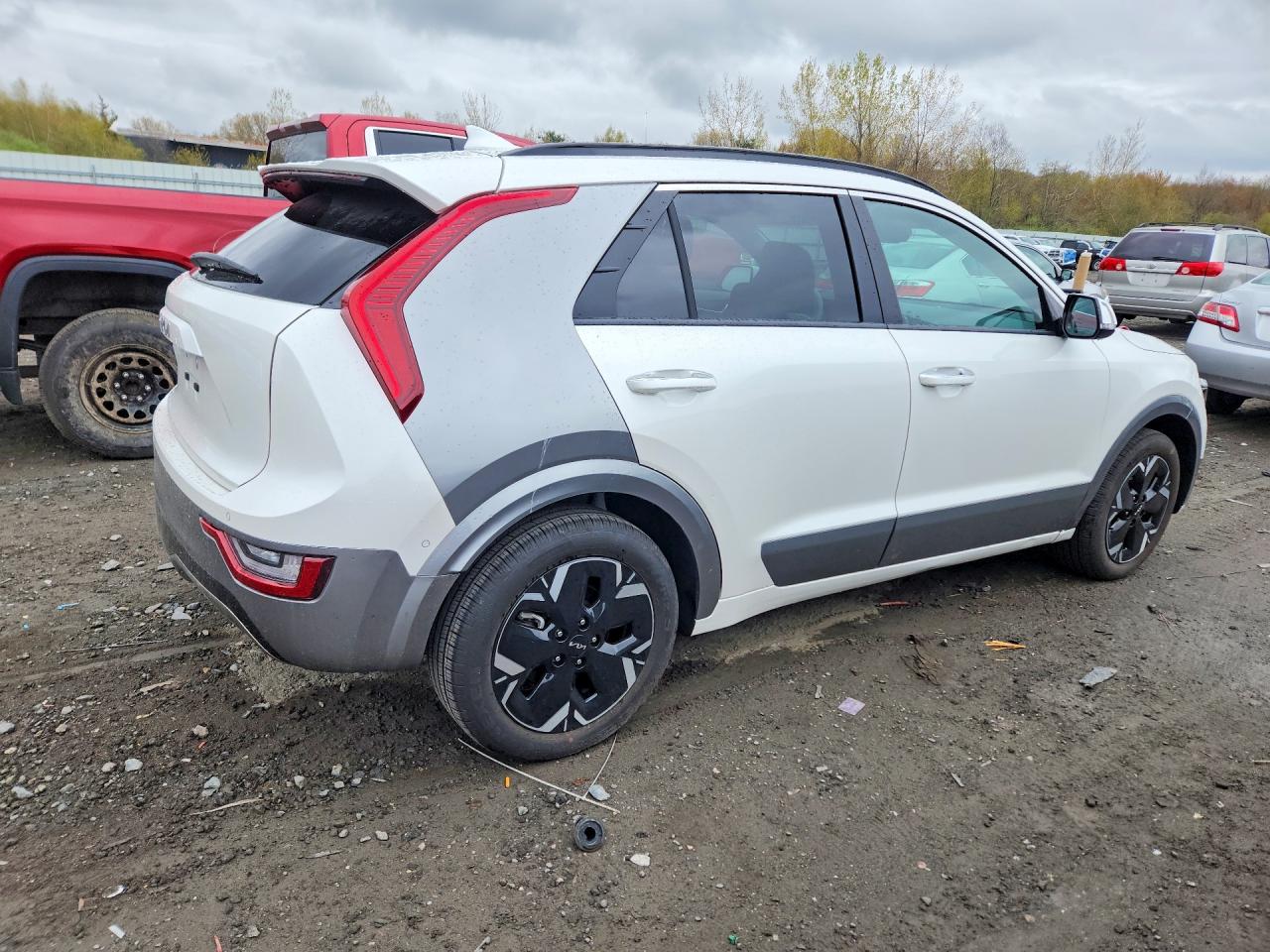 2025 KIA NIRO WAVE photo 5
