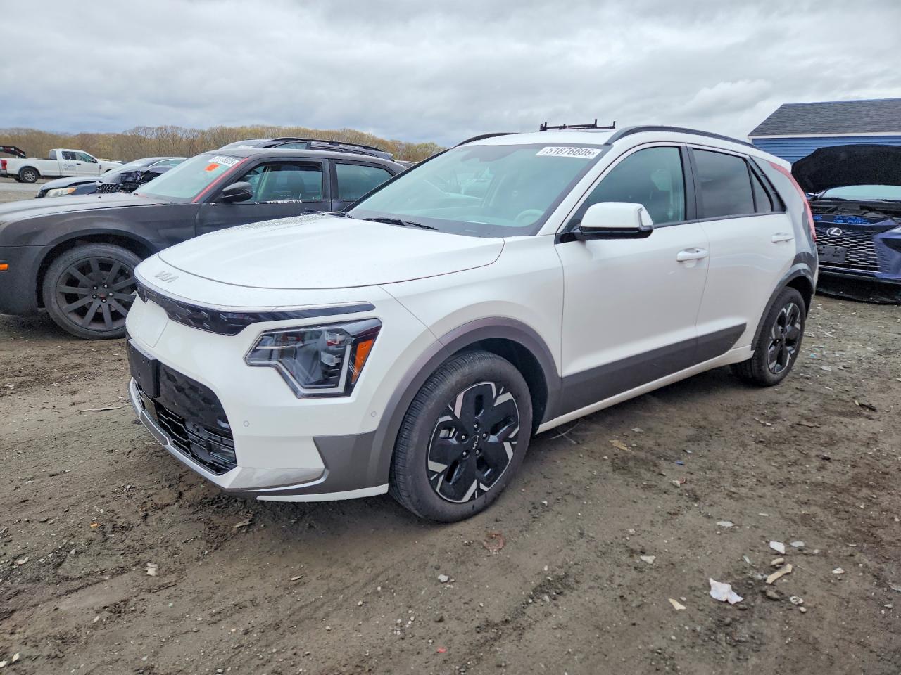 2025 KIA NIRO