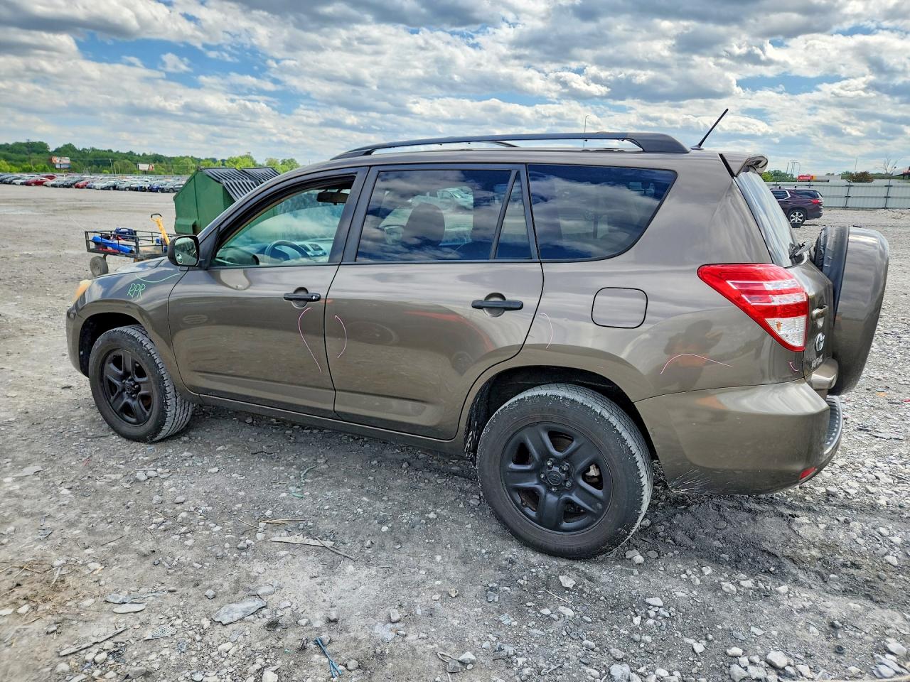 2011 TOYOTA RAV4 BASE photo 3