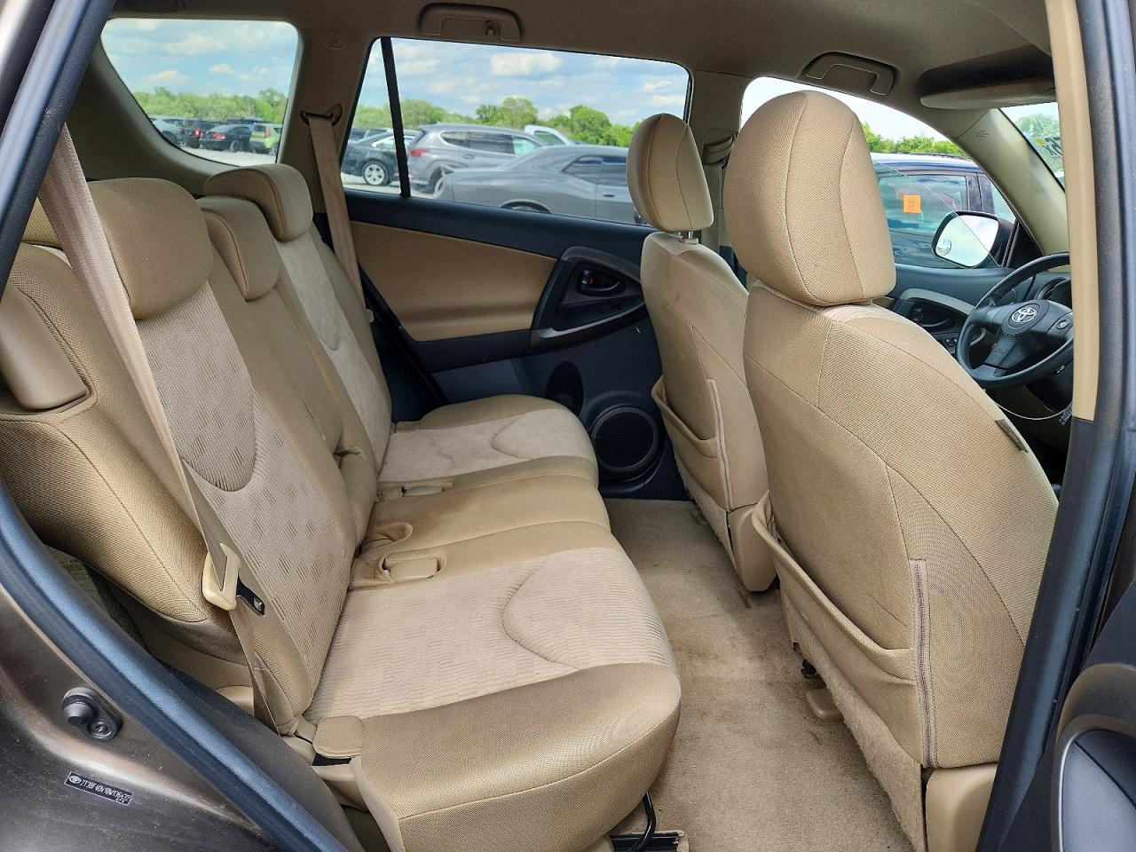 2011 TOYOTA RAV4 BASE photo 21
