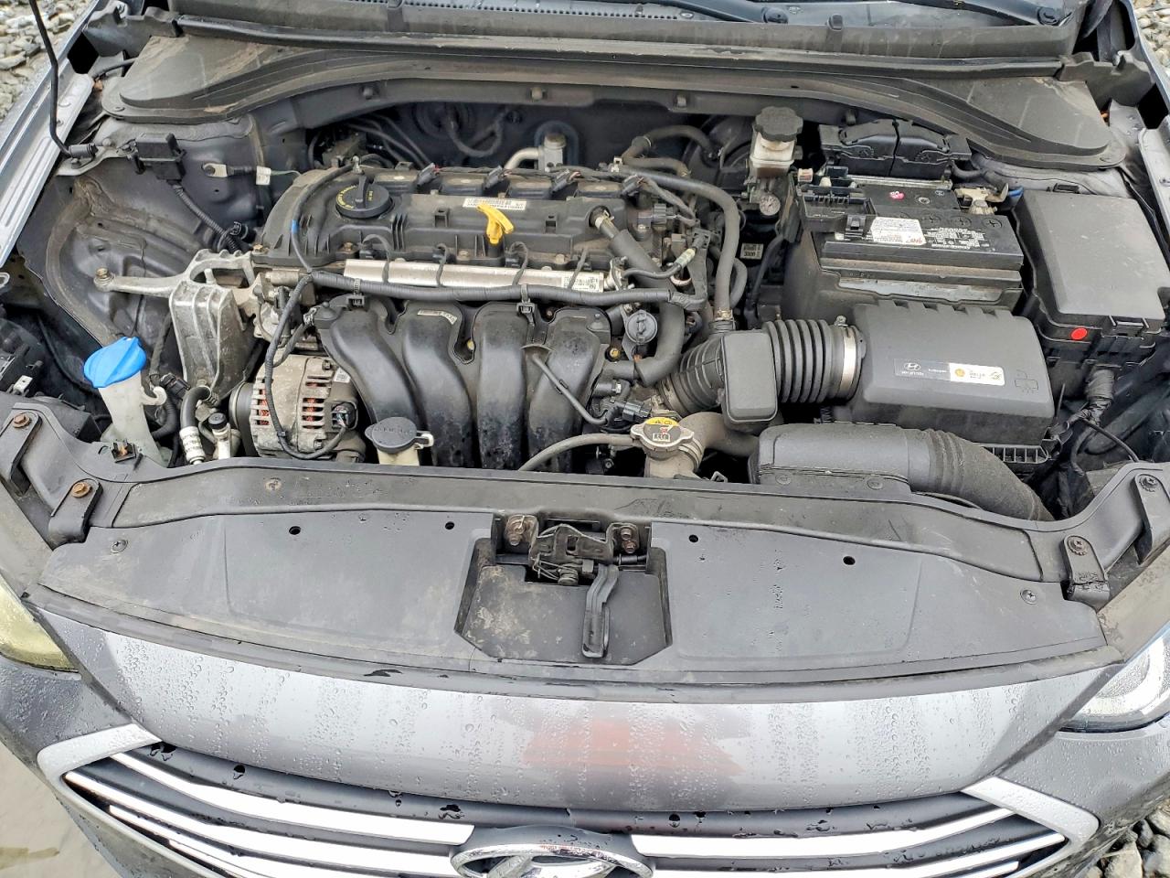2018 HYUNDAI ELANTRA SE photo 11