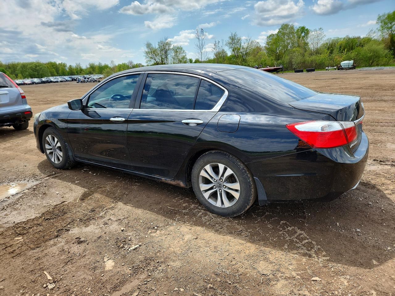 2013 HONDA ACCORD LX photo 2