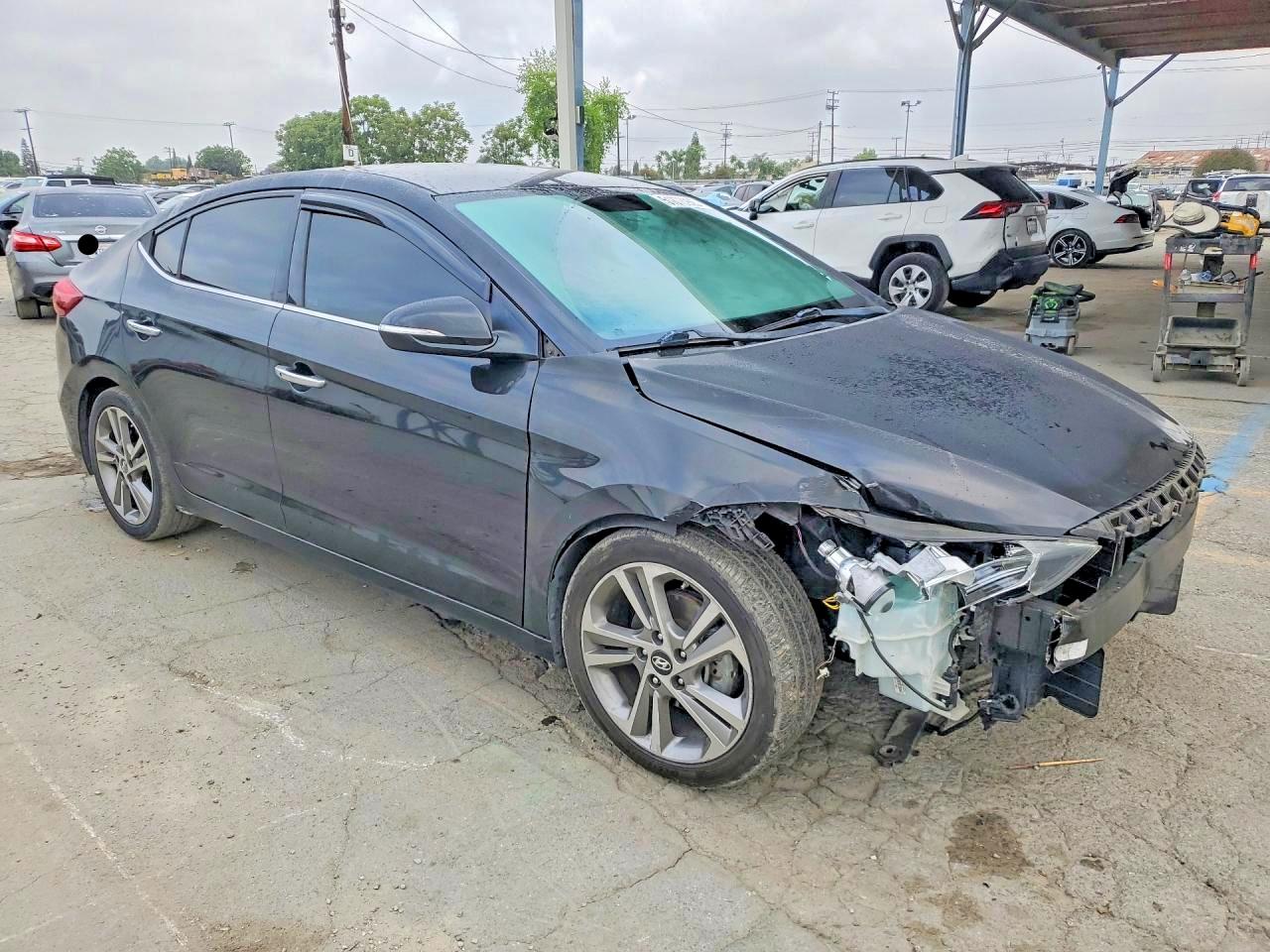 2017 HYUNDAI ELANTRA LIMITED photo 10