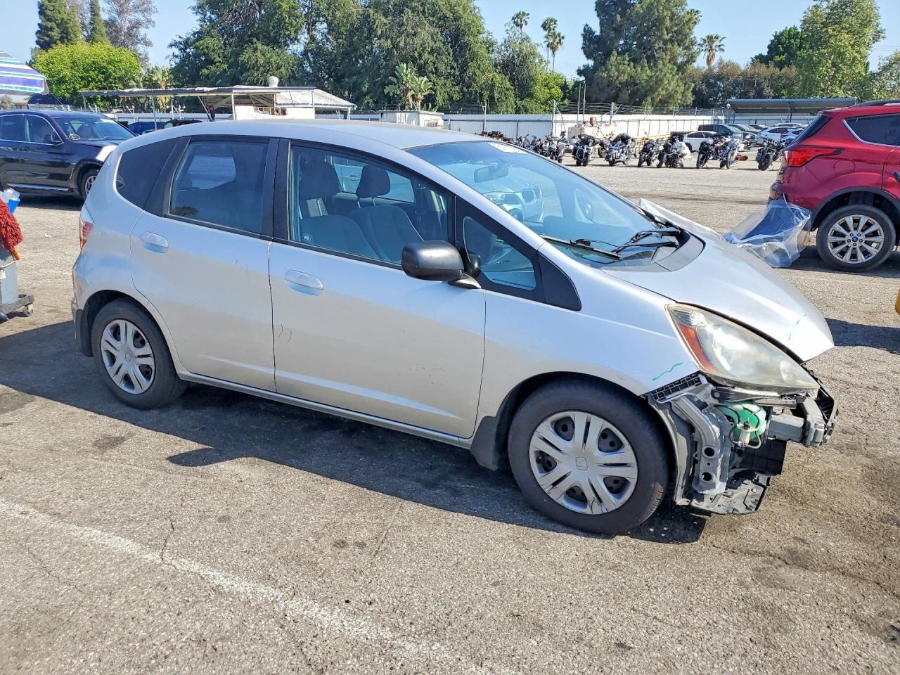 2011 HONDA FIT photo 10