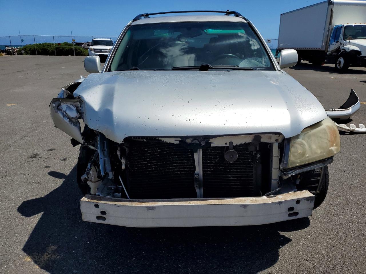2004 TOYOTA HIGHLANDER BASE photo 9