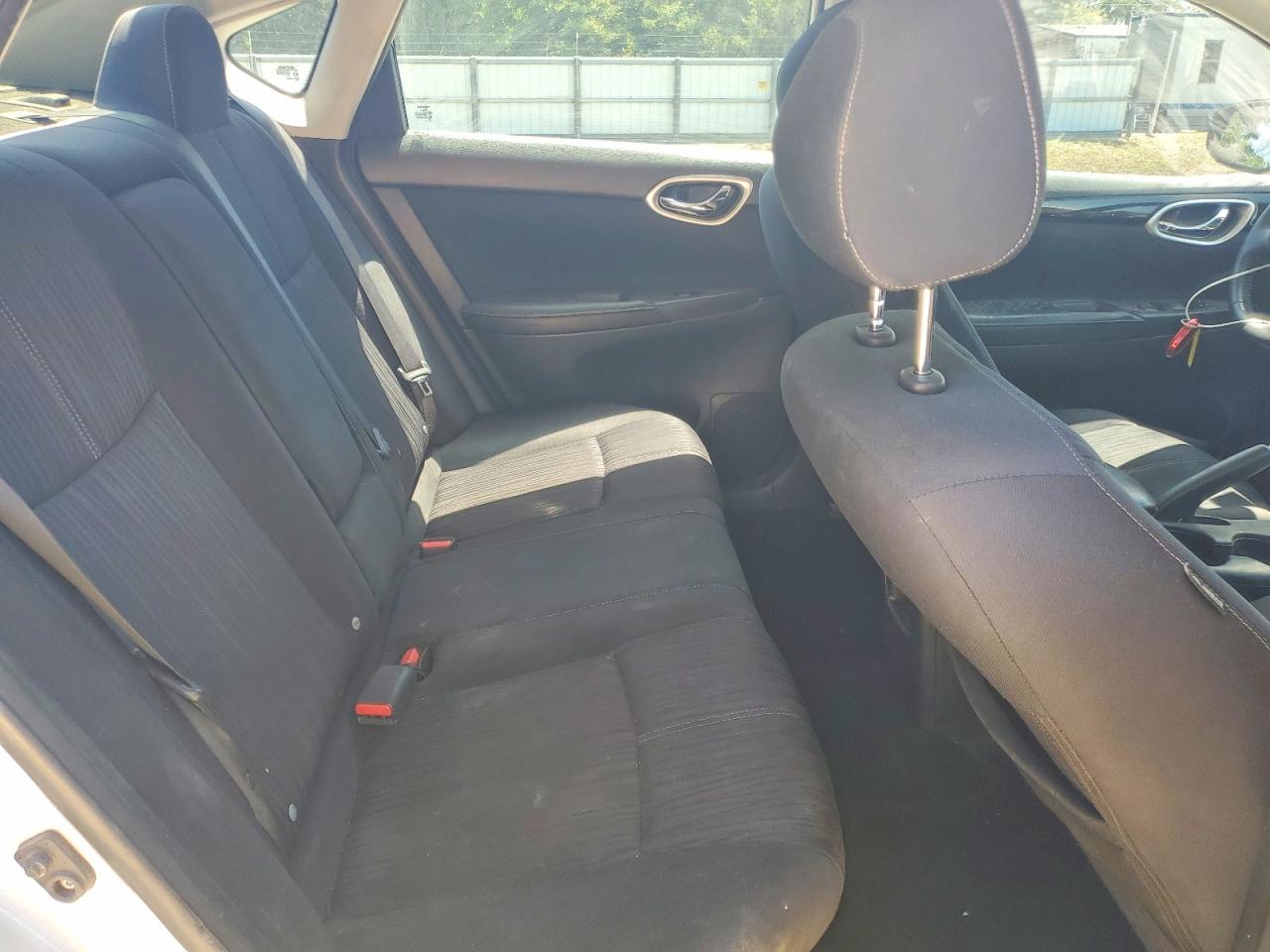 2016 NISSAN SENTRA SV photo 19