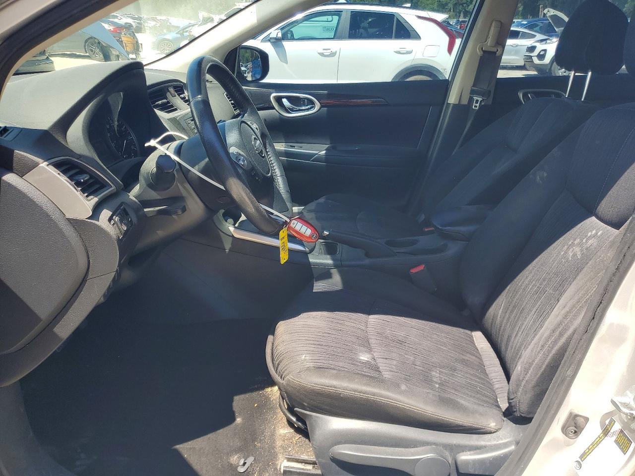 2016 NISSAN SENTRA SV photo 13