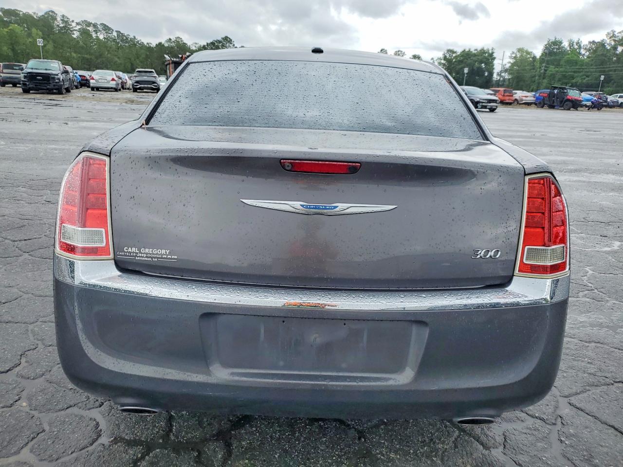 2014 CHRYSLER 300 photo 11