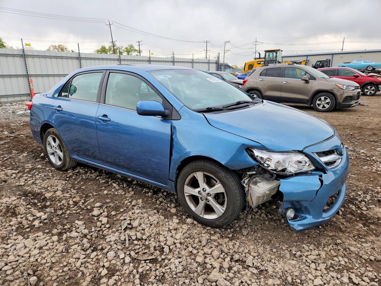 2013 TOYOTA COROLLA LE photo 10