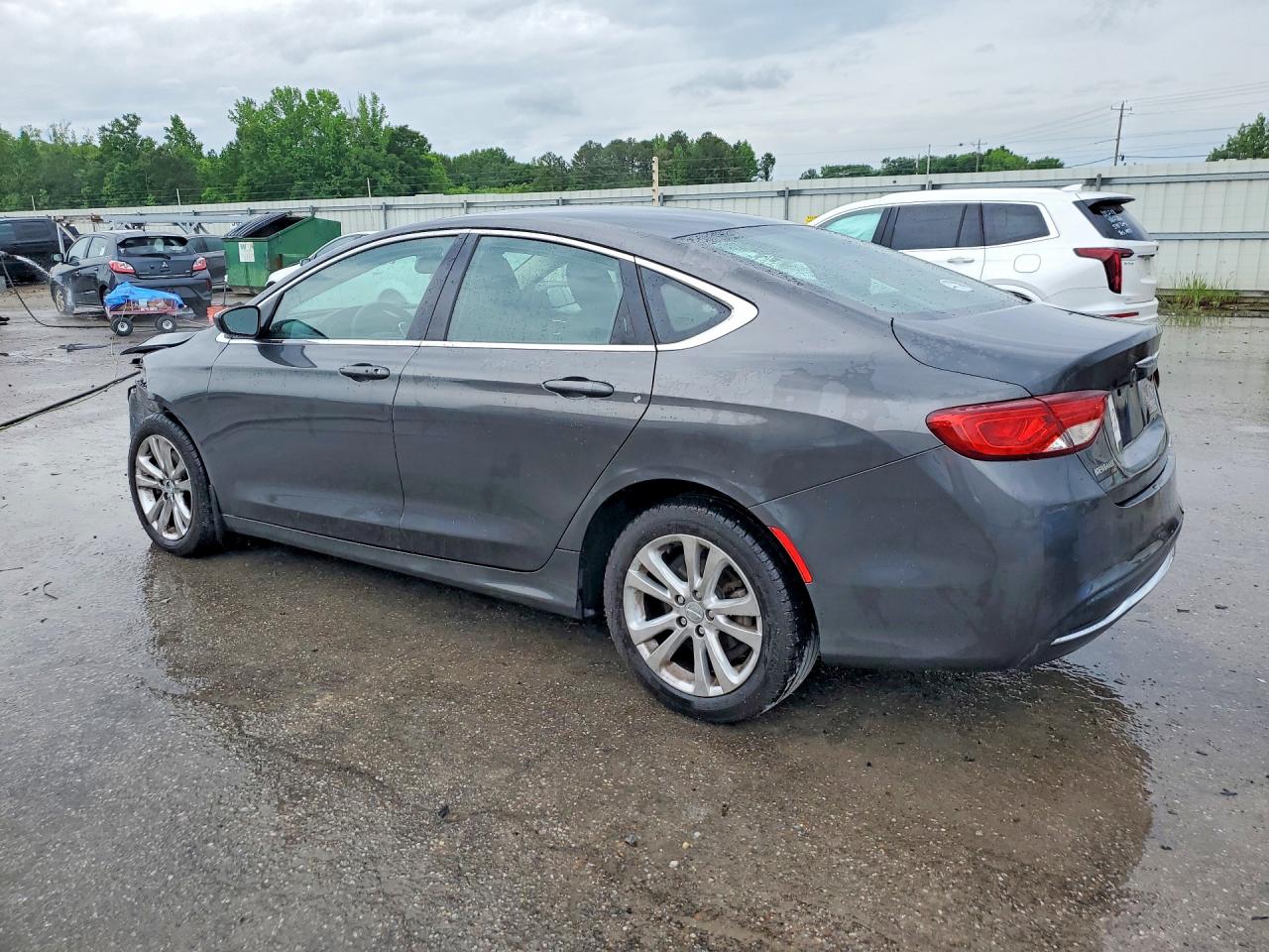2016 CHRYSLER 200 LIMITED photo 4