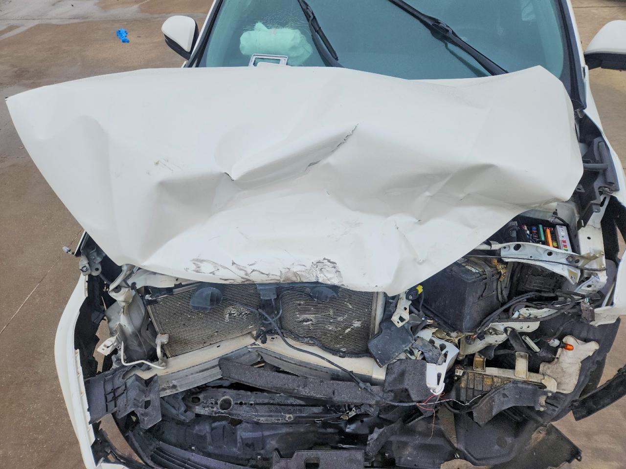 2019 TOYOTA HIGHLANDER LE photo 21