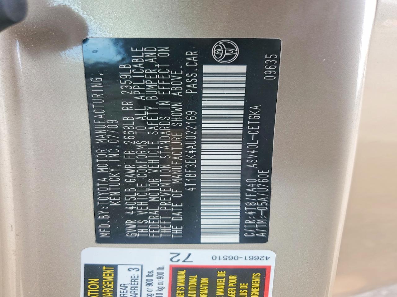 2010 TOYOTA CAMRY XLE photo 23