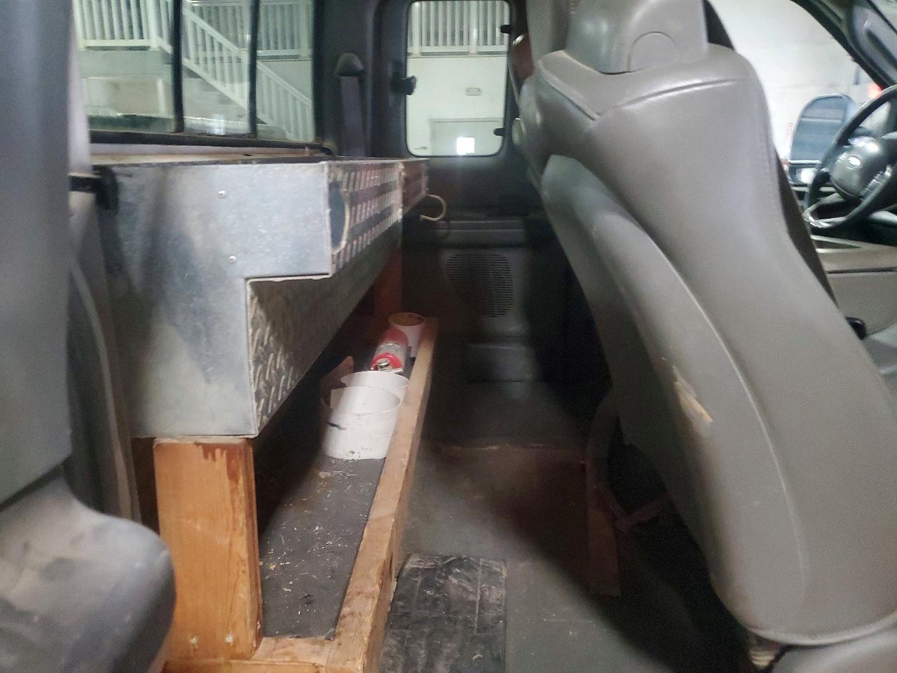 2004 FORD F350 SRW SUPER DUTY photo 28