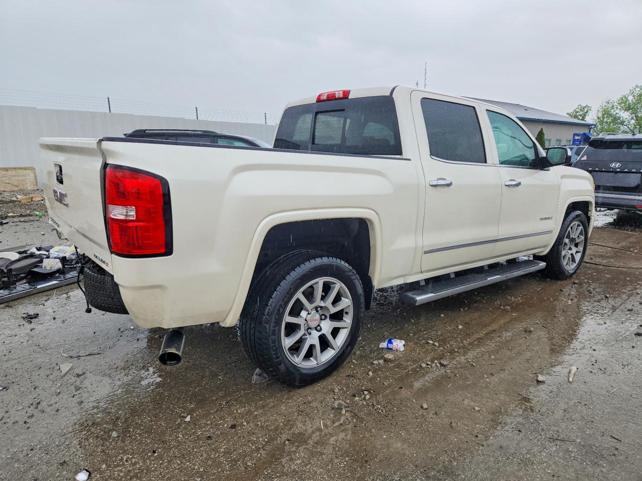 2015 GMC SIERRA K1500 DENALI photo 5