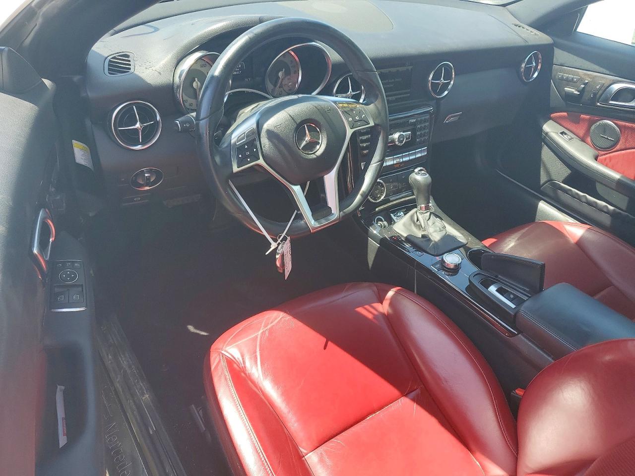 2014 MERCEDES-BENZ SLK 250 photo 22