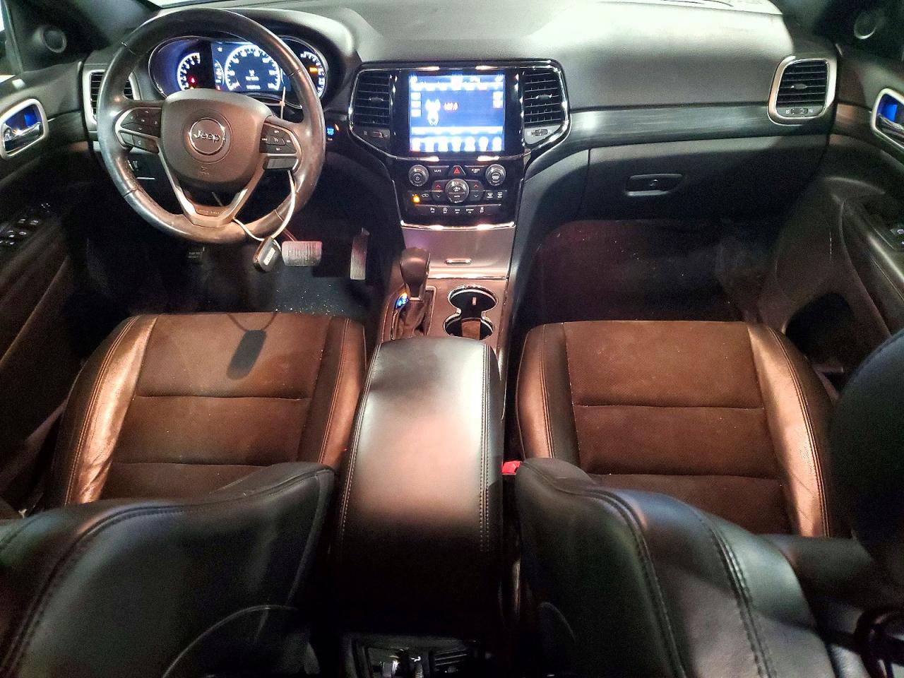 2019 JEEP GRAND CHEROKEE LAREDO photo 15