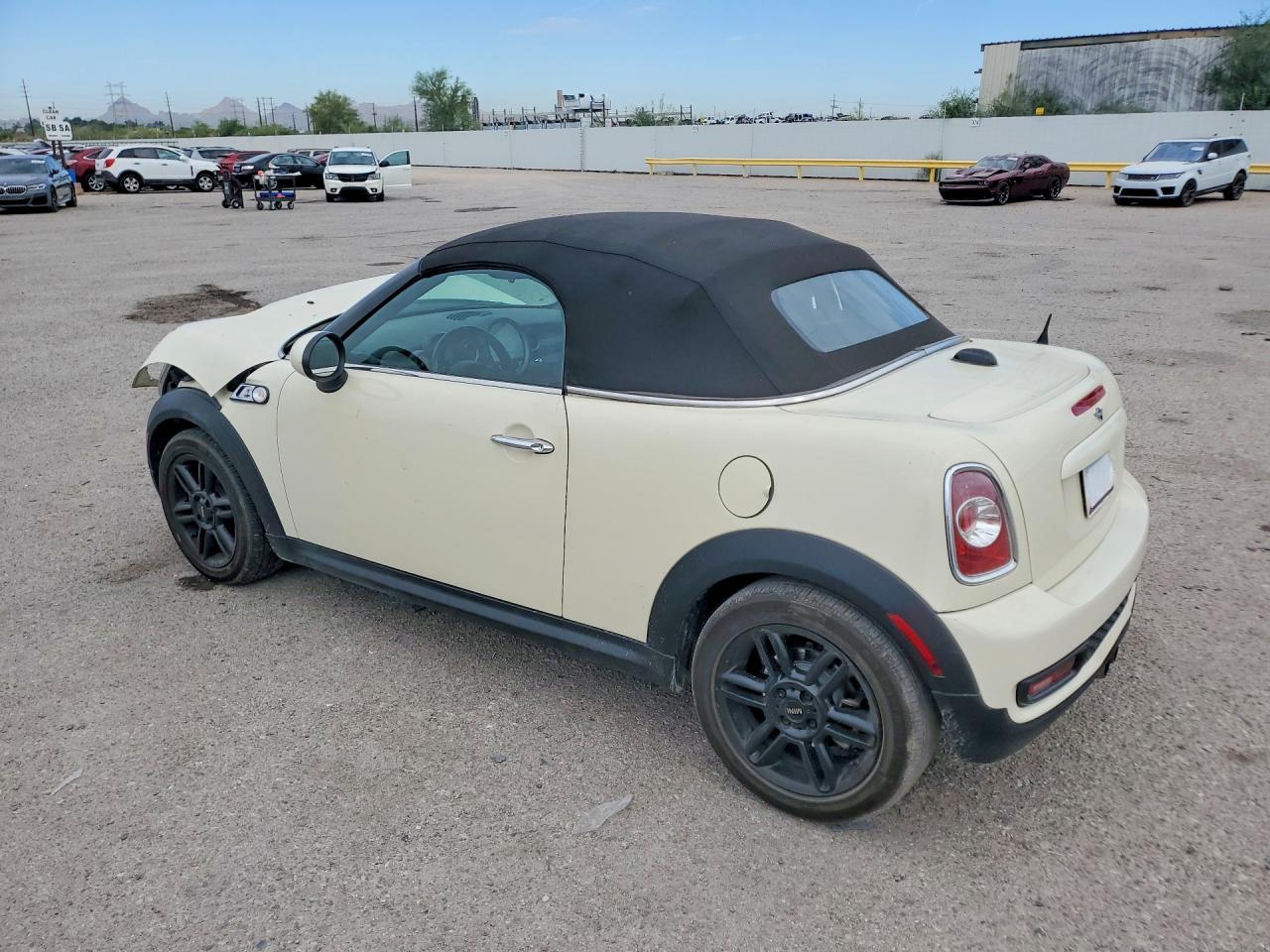 2013 MINI COOPER ROADSTER S photo 2