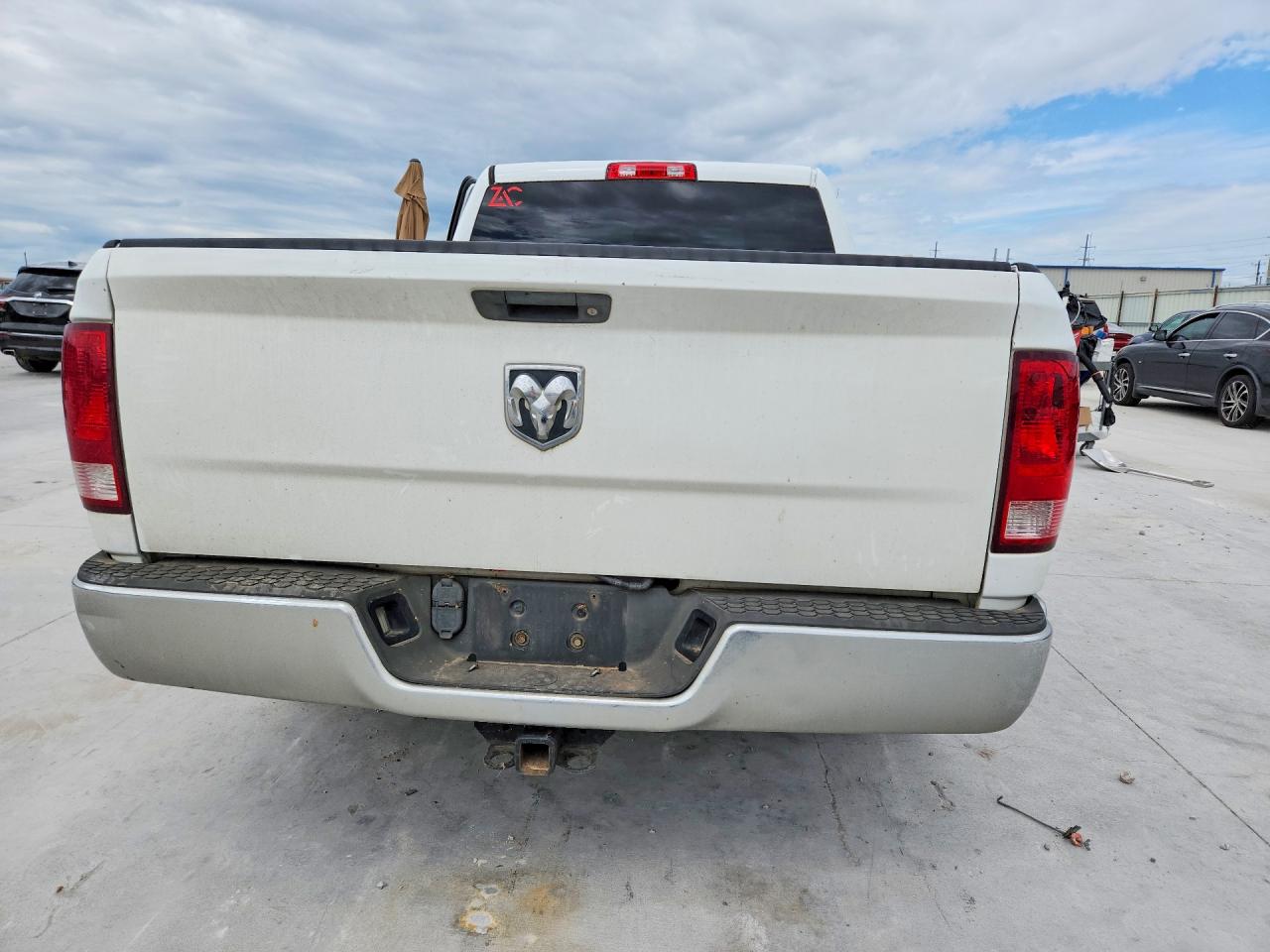 2014 RAM 1500 ST photo 6
