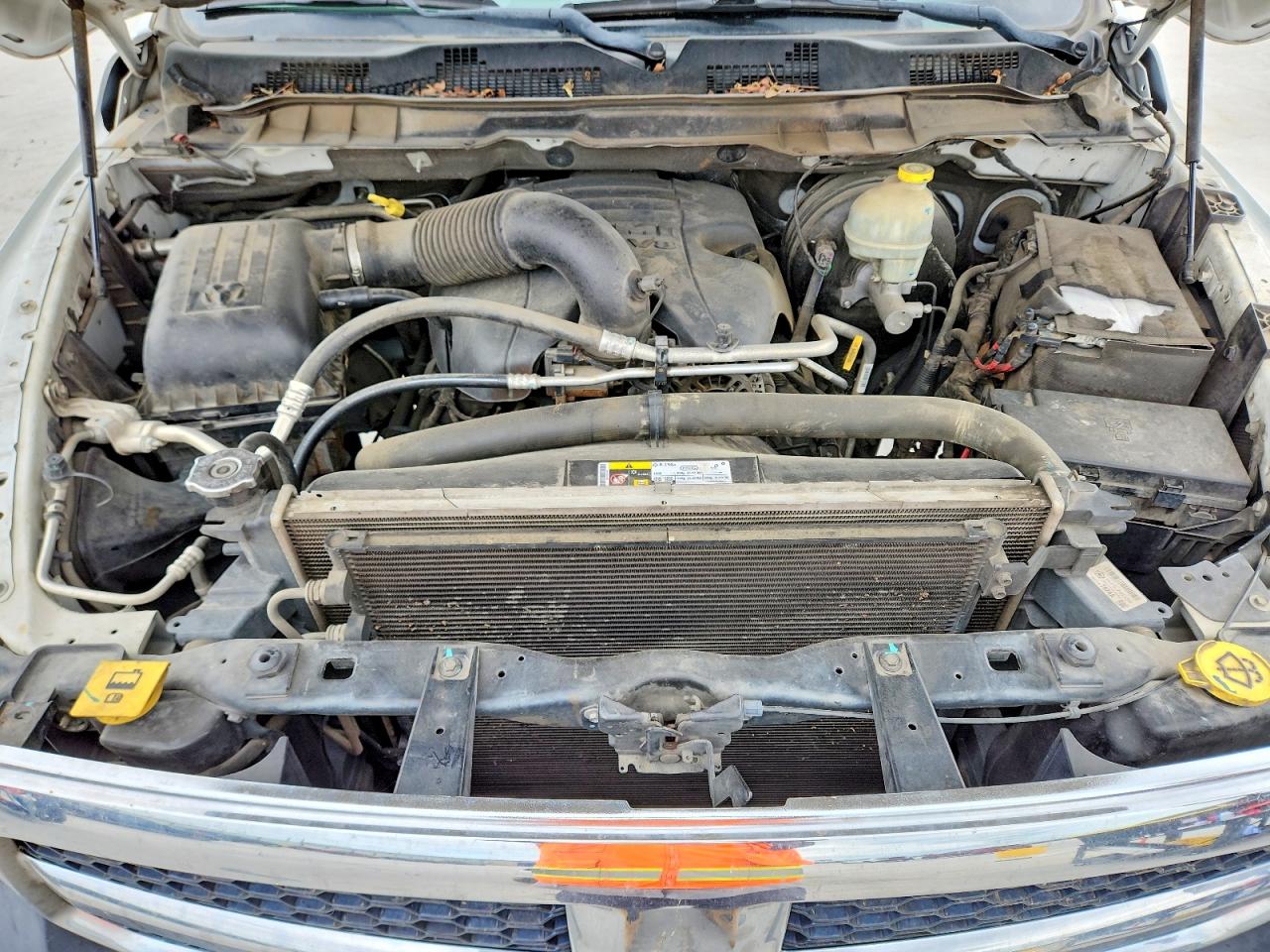 2014 RAM 1500 ST photo 11
