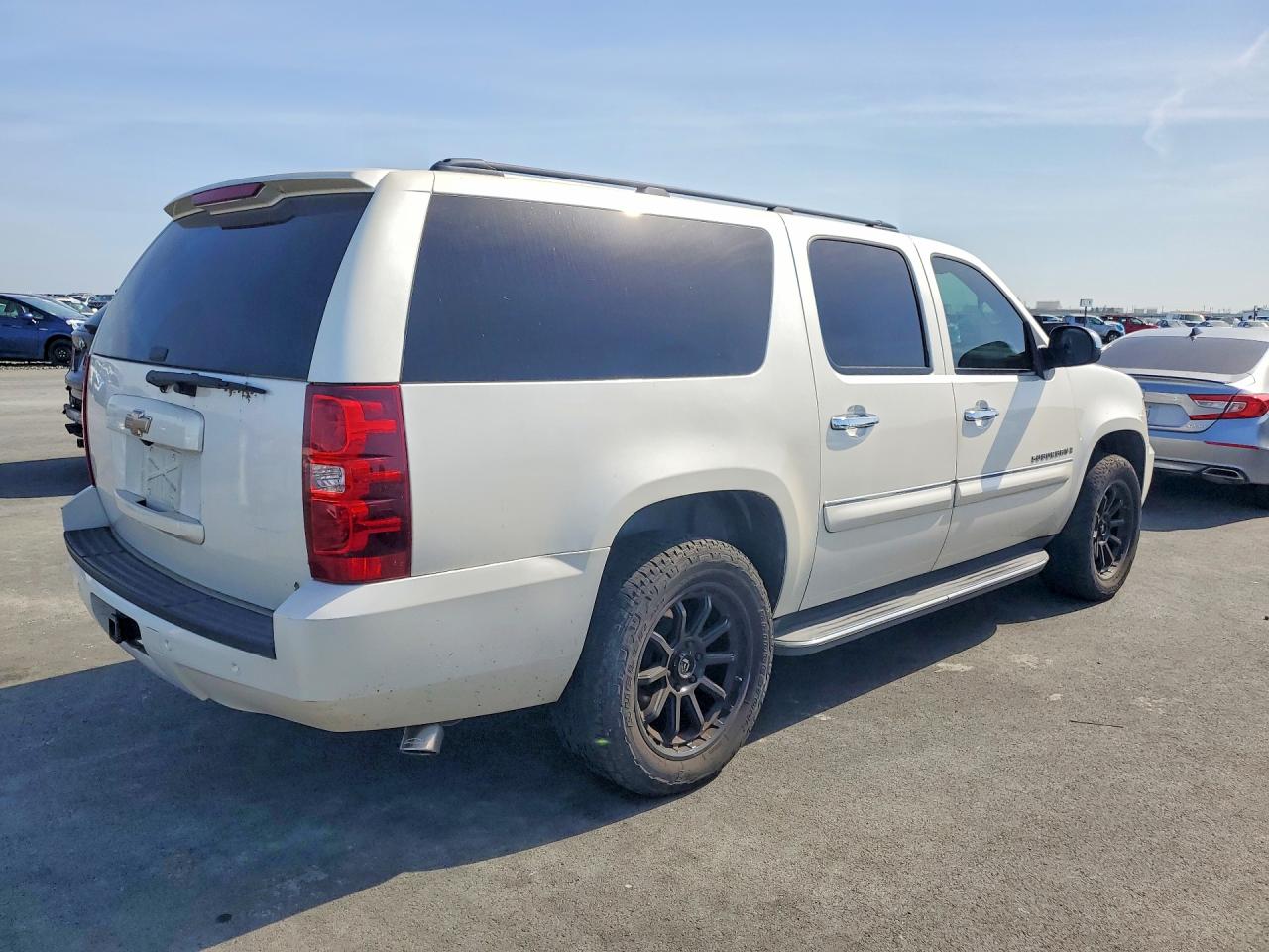 2008 CHEVROLET SUBURBAN C1500 LS photo 5