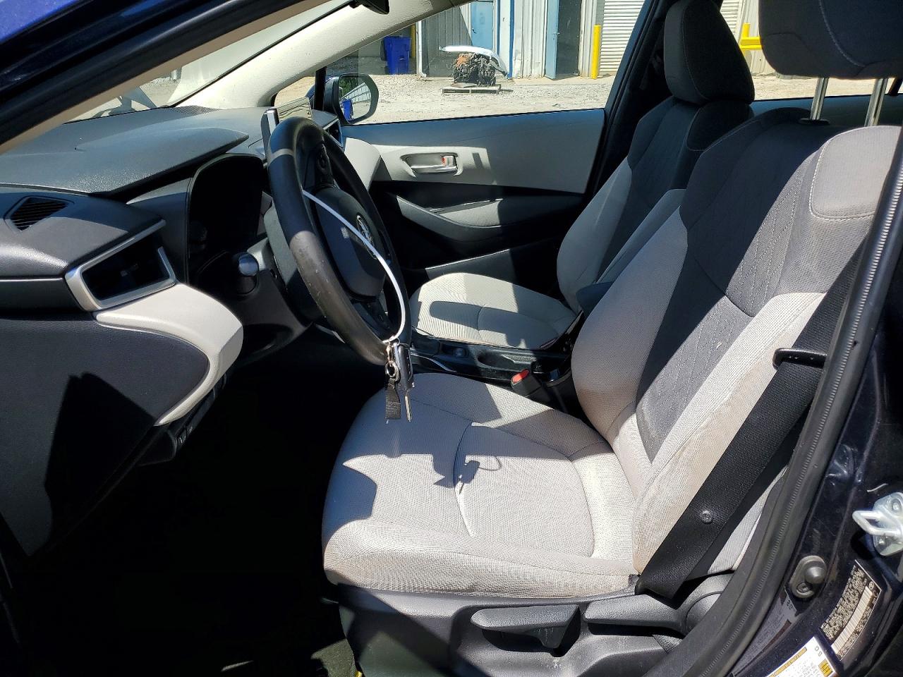 2020 TOYOTA COROLLA LE photo 7