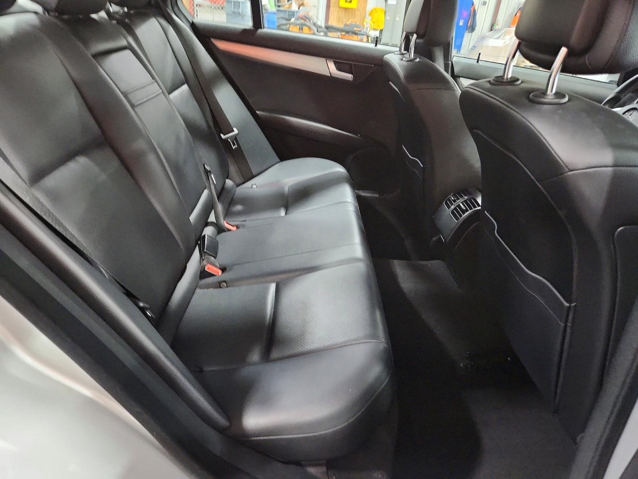 2014 MERCEDES-BENZ C 300 4MATIC photo 28