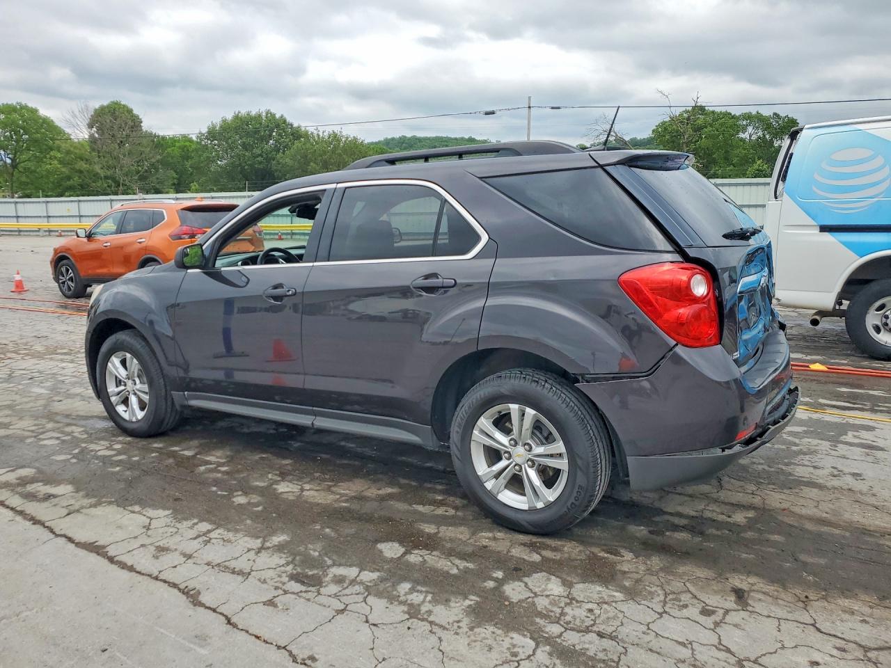 2014 CHEVROLET EQUINOX LT photo 4
