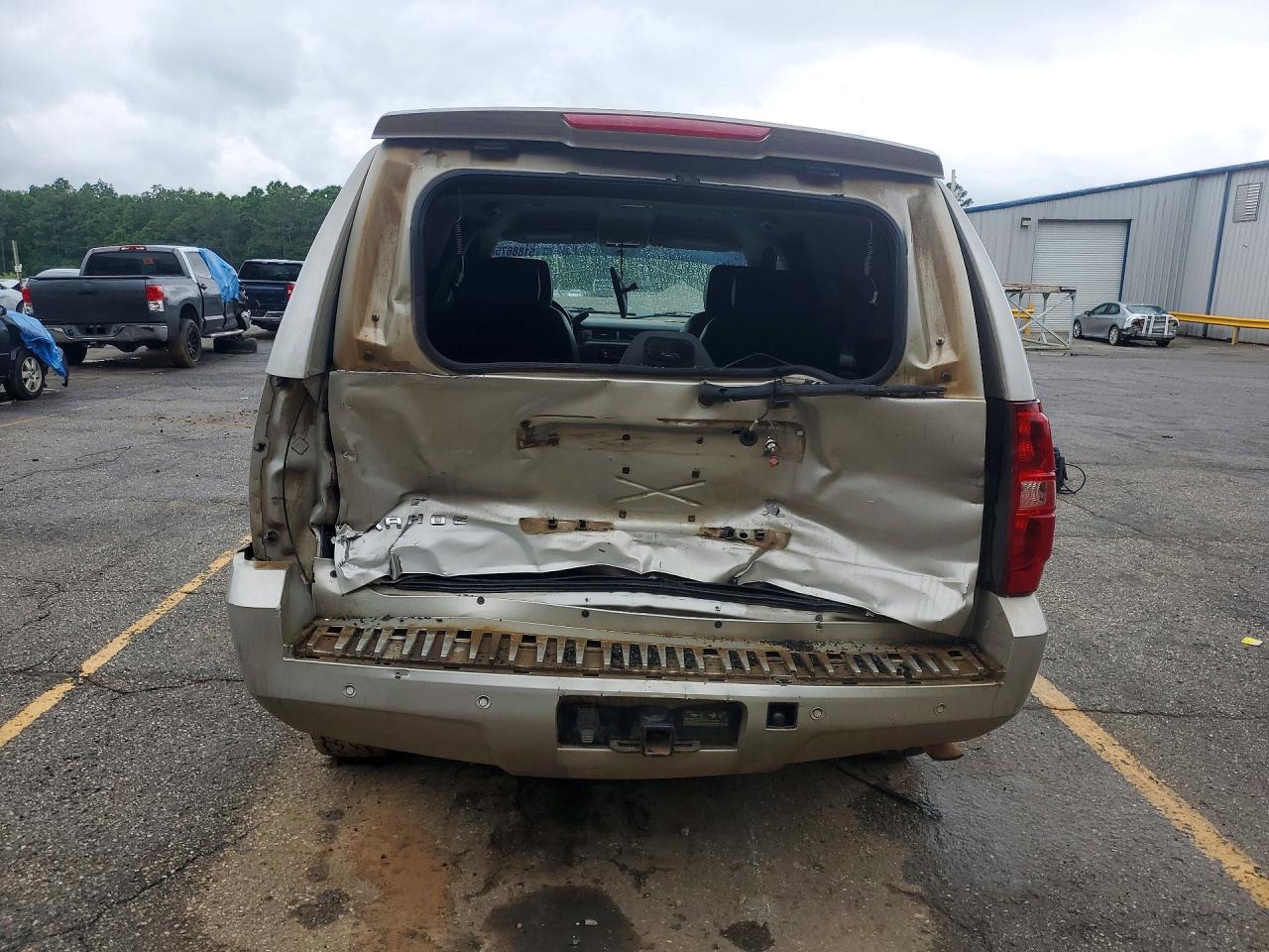 2008 CHEVROLET TAHOE C1500 photo 11