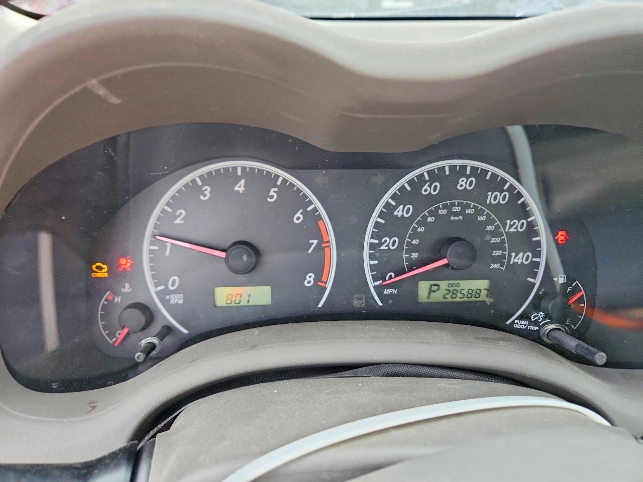 2009 TOYOTA COROLLA LE photo 25