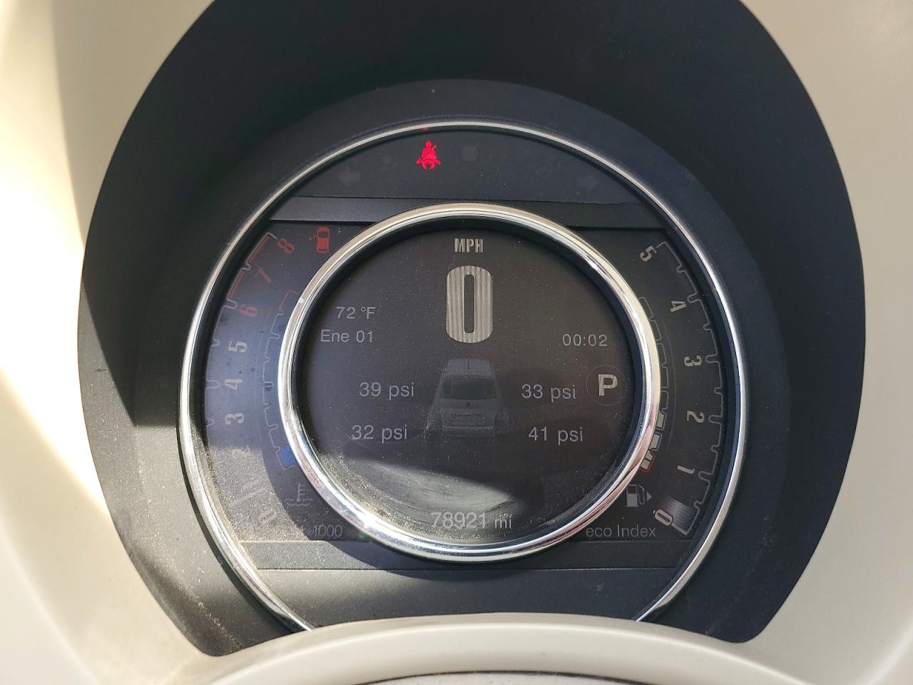 2015 FIAT 500 LOUNGE photo 9