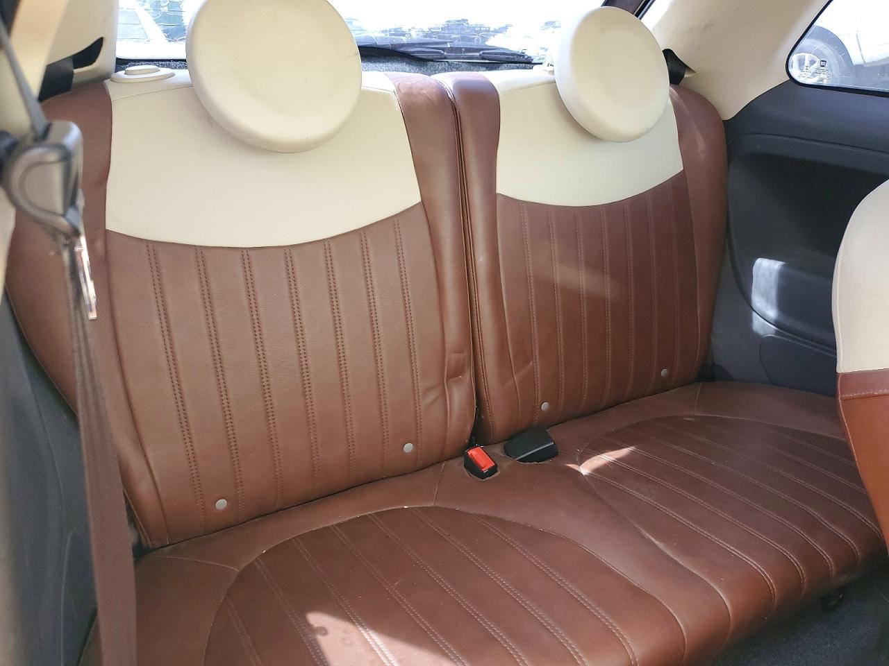 2015 FIAT 500 LOUNGE photo 10