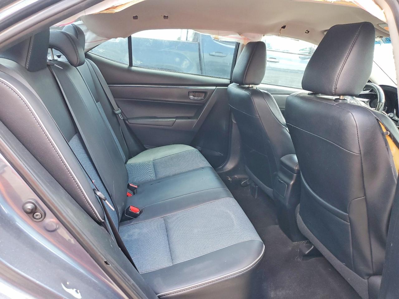 2014 TOYOTA COROLLA S PLUS photo 19