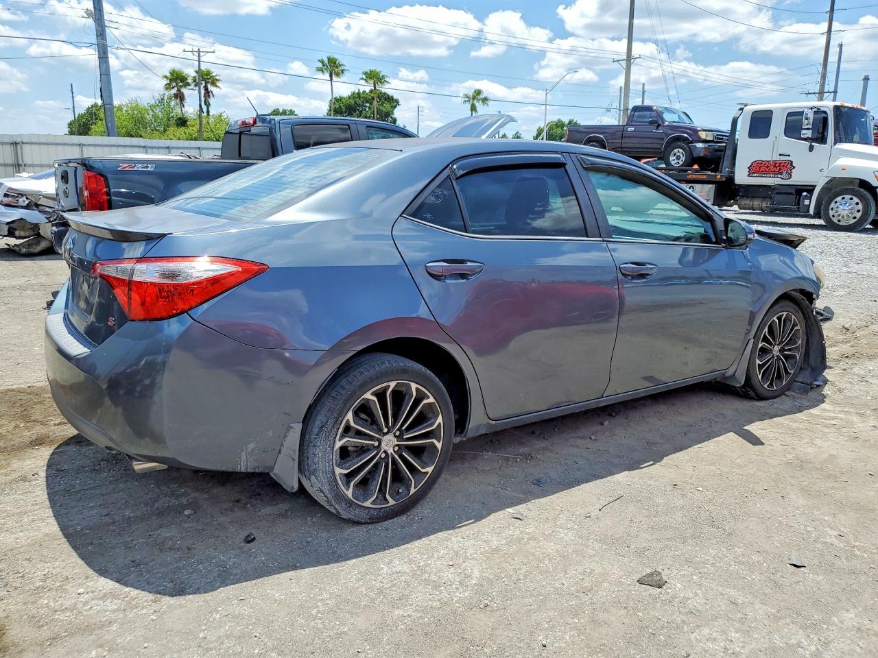 2014 TOYOTA COROLLA S PLUS photo 5