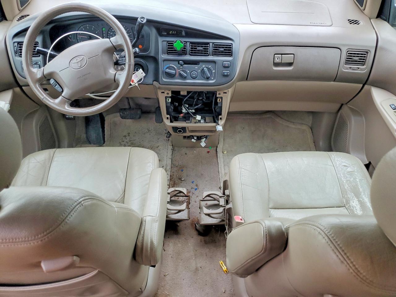 1999 TOYOTA SIENNA XLE photo 15