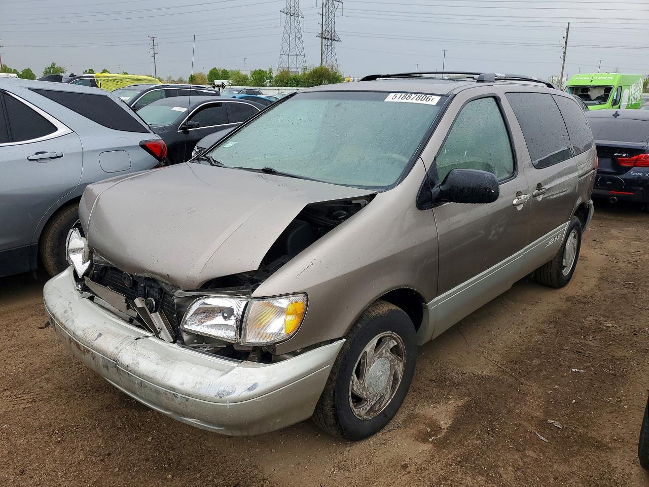 1999 TOYOTA SIENNA