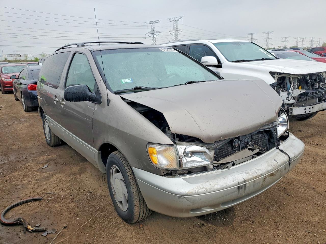 1999 TOYOTA SIENNA XLE photo 7