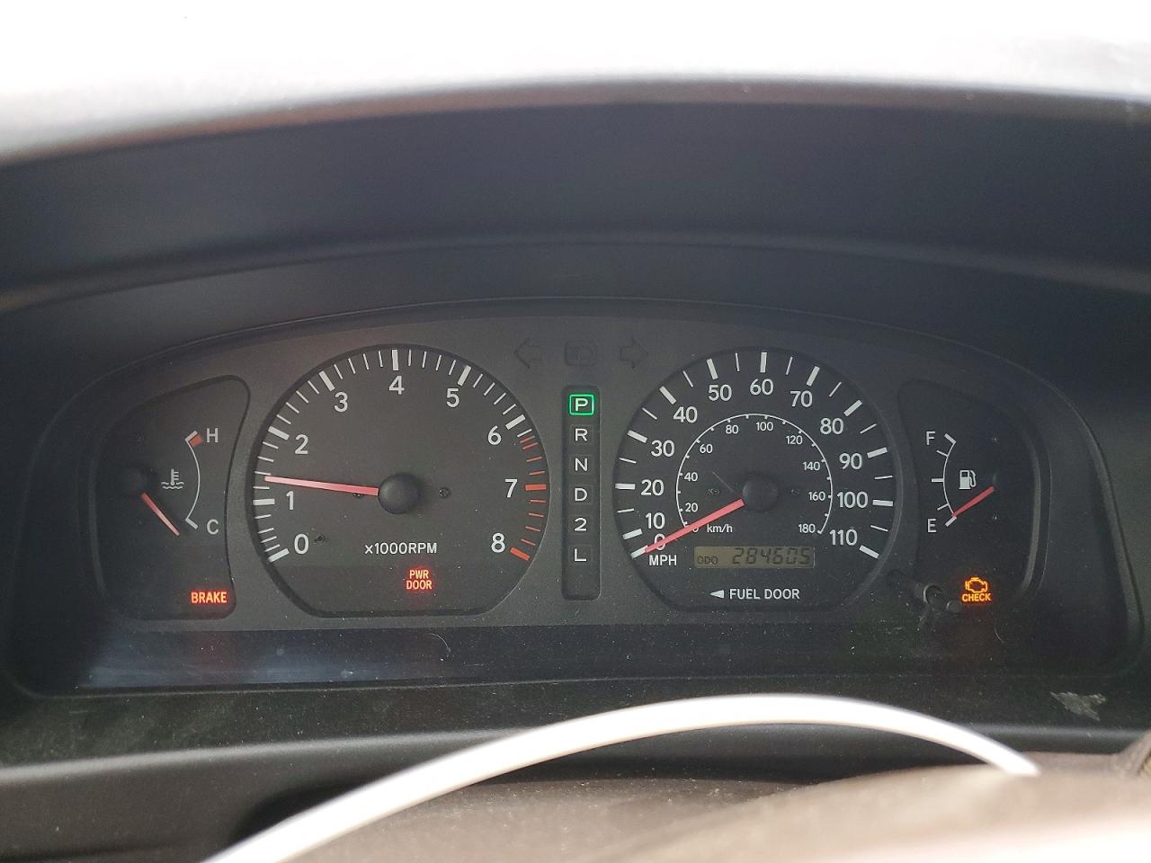 1999 TOYOTA SIENNA XLE photo 17