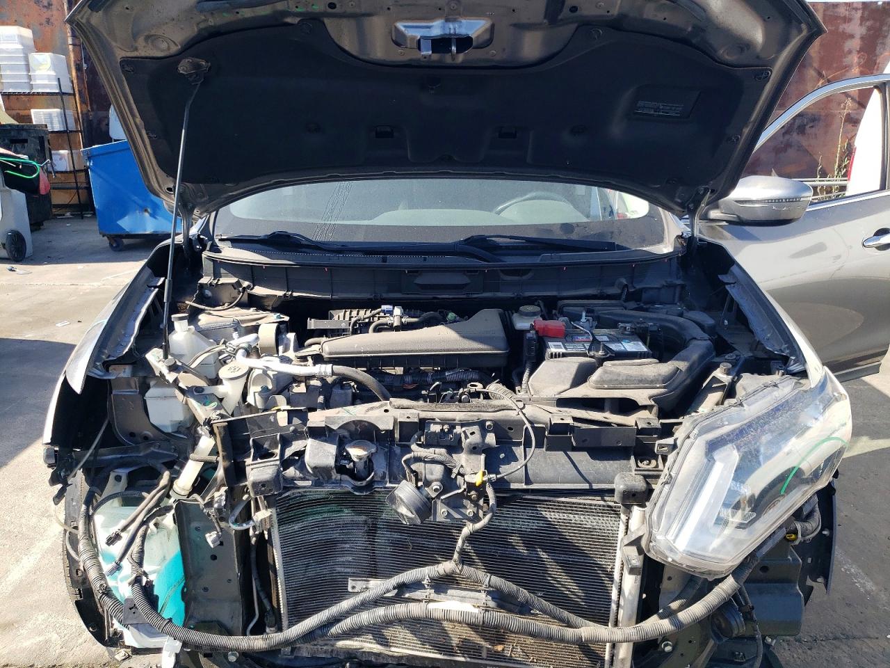 2017 NISSAN ROGUE SV photo 21