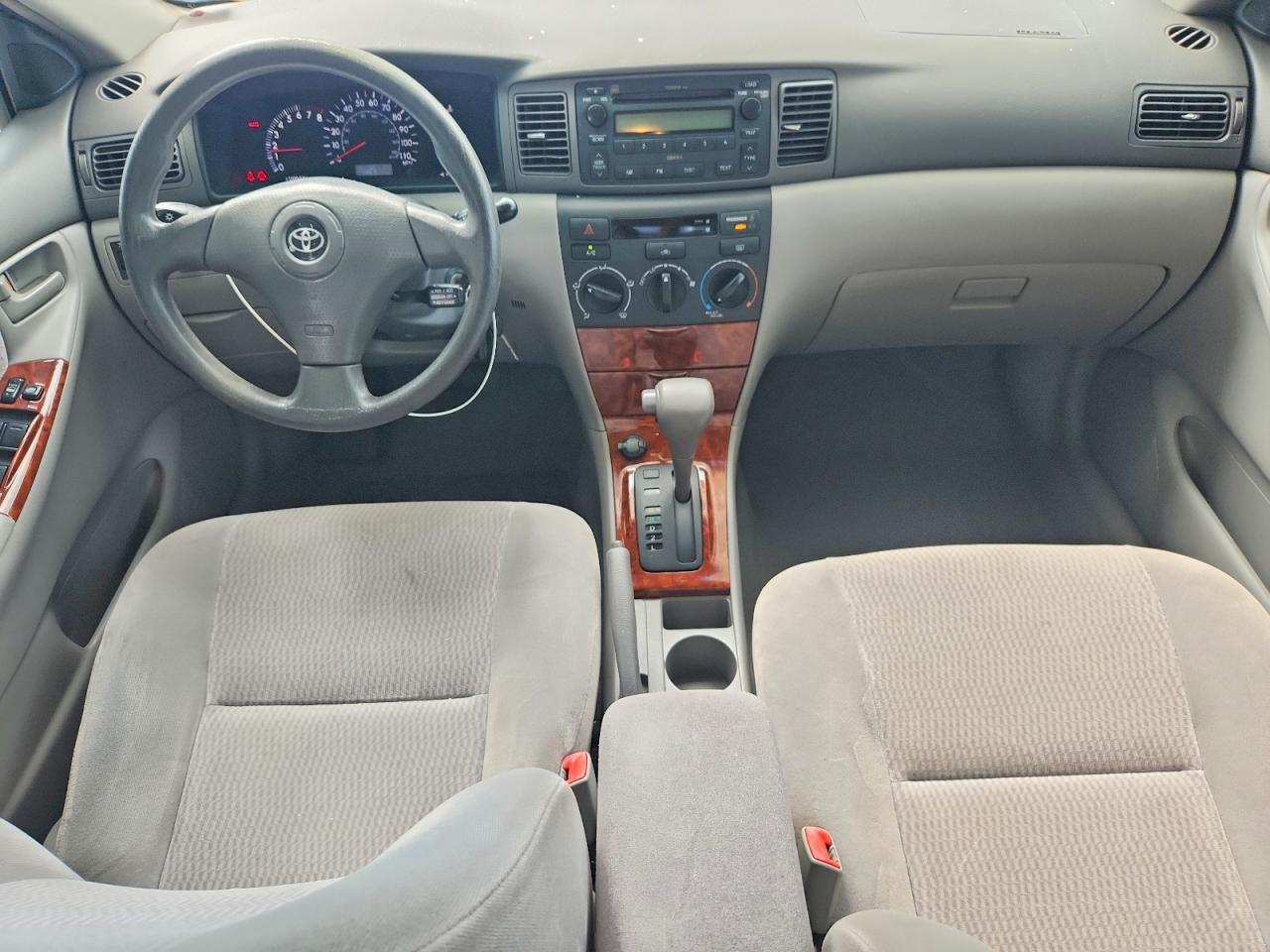 2005 TOYOTA COROLLA LE photo 15